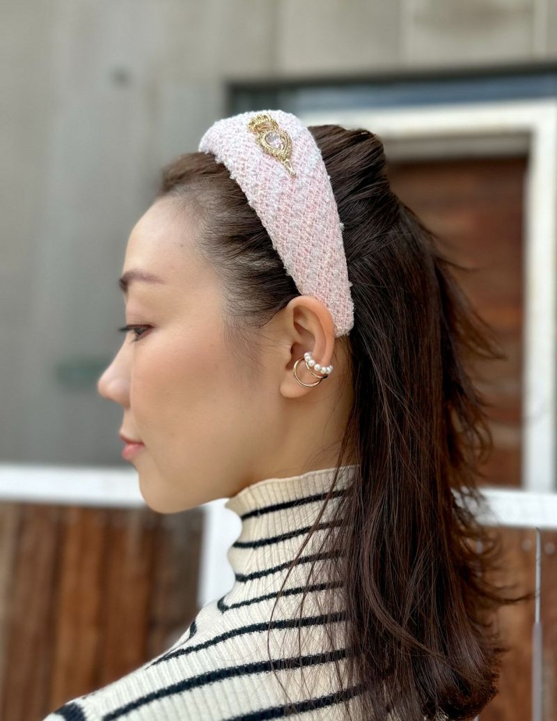 新品✨ルイヴィトンヘアカチューシャ♪ ファッションヘアバンド 期間